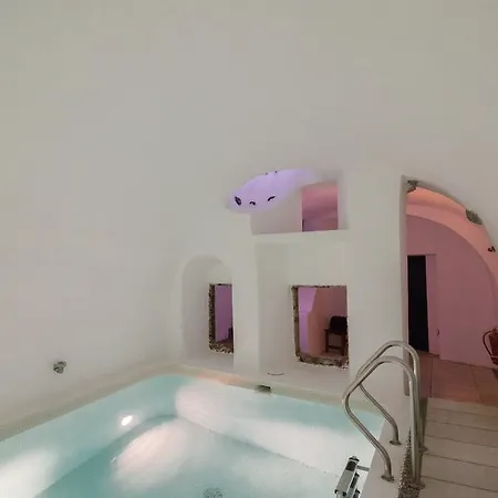 Reflexions Volcano Hotel 3*